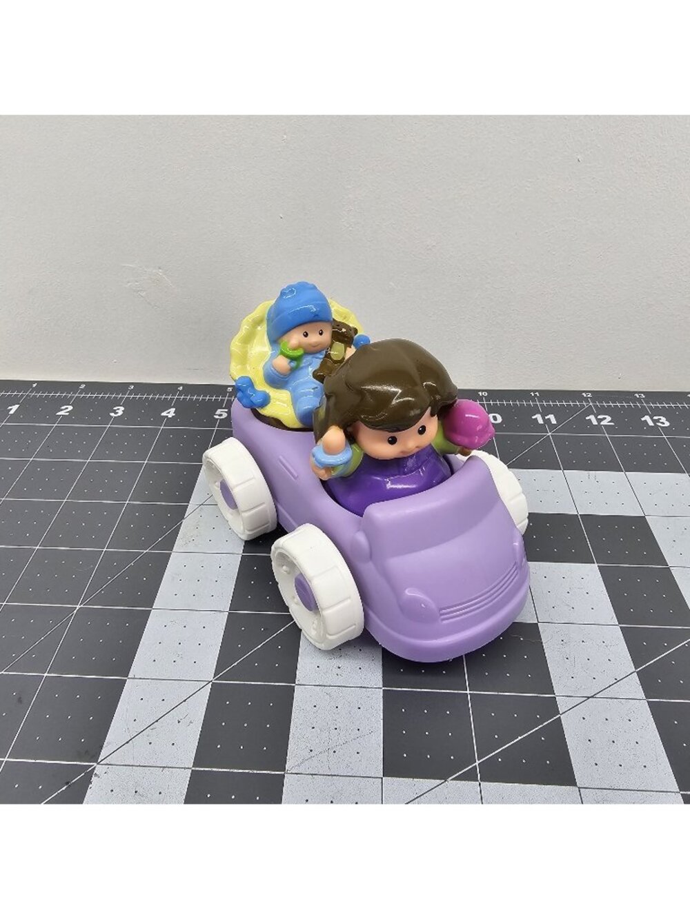 Fisher Price Little People Happy Sounds Home Purple Car SUV Mom Baby Lot